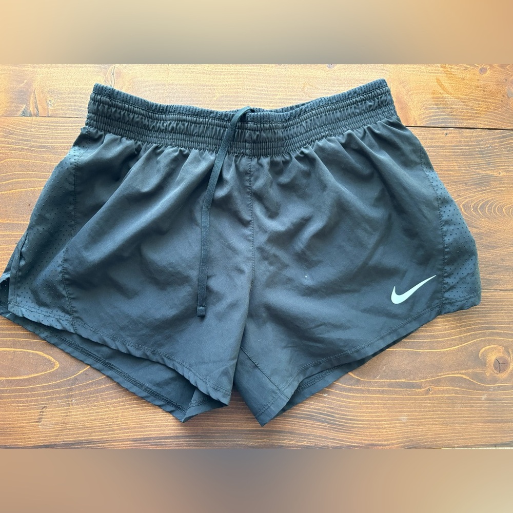 Women’s Nike Fri-fit shorts S